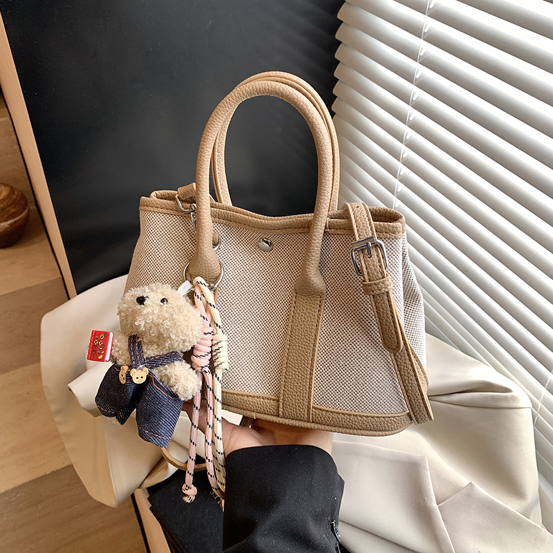 Trendy Portable Bucket Bag 2025 - Casual Women's Versatile Shoulder Crossbody Bag for Stylish Mother-Daughter Looks Trendy Portable Bucket Bag 2025 - Casual Women's Versatile Shoulder Crossbody Bag for Stylish Mother-Daughter Looks