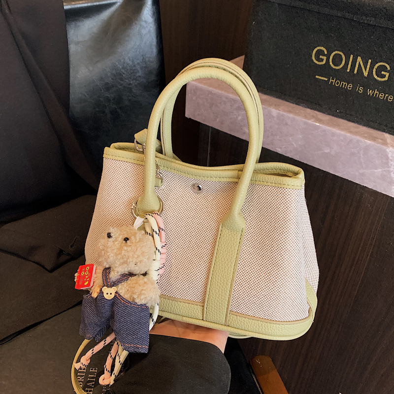 Trendy Portable Bucket Bag 2025 - Casual Women's Versatile Shoulder Crossbody Bag for Stylish Mother-Daughter Looks Trendy Portable Bucket Bag 2025 - Casual Women's Versatile Shoulder Crossbody Bag for Stylish Mother-Daughter Looks