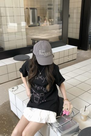 Trendy Relaxed Fit Beaded Letter Short Sleeve T-Shirt for Men and Women - Summer High-End Couple Style