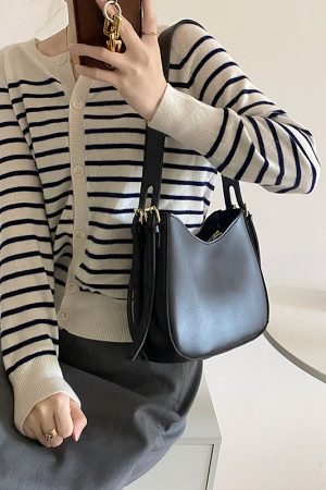Trendy Retro Crescent Crossbody Bag for Women - 2024 French Niche Underarm Style