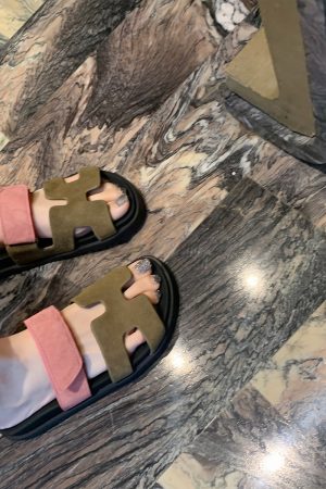 Trendy Sheepskin One-Strap Sandals for Women - Casual Thick Sole Slippers with Velcro Closure, Stylish Footwear for Everyday Wear