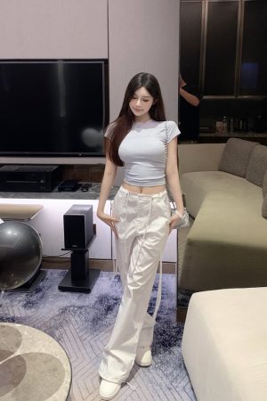 Trendy White Cargo Pants for Women - Low Waist Slim Fit Wide-Leg Design, Perfect for 90s and Y2K Inspired Looks