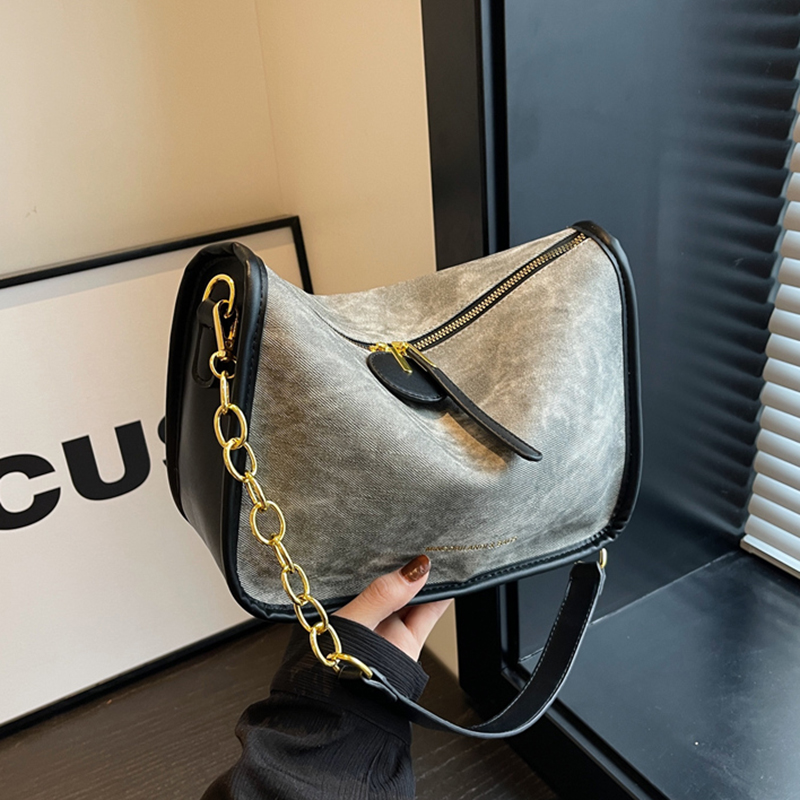 Trendy Women's Backpack 2025 - High-End Versatile Travel Bag for Commuters, Fashion-Forward Design Trendy Women's Backpack 2025 - High-End Versatile Travel Bag for Commuters, Fashion-Forward Design