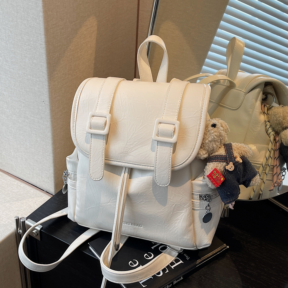 Trendy Women's Backpack 2025 - High-End Versatile Travel Bag for Commuters, Fashion-Forward Design Trendy Women's Backpack 2025 - High-End Versatile Travel Bag for Commuters, Fashion-Forward Design