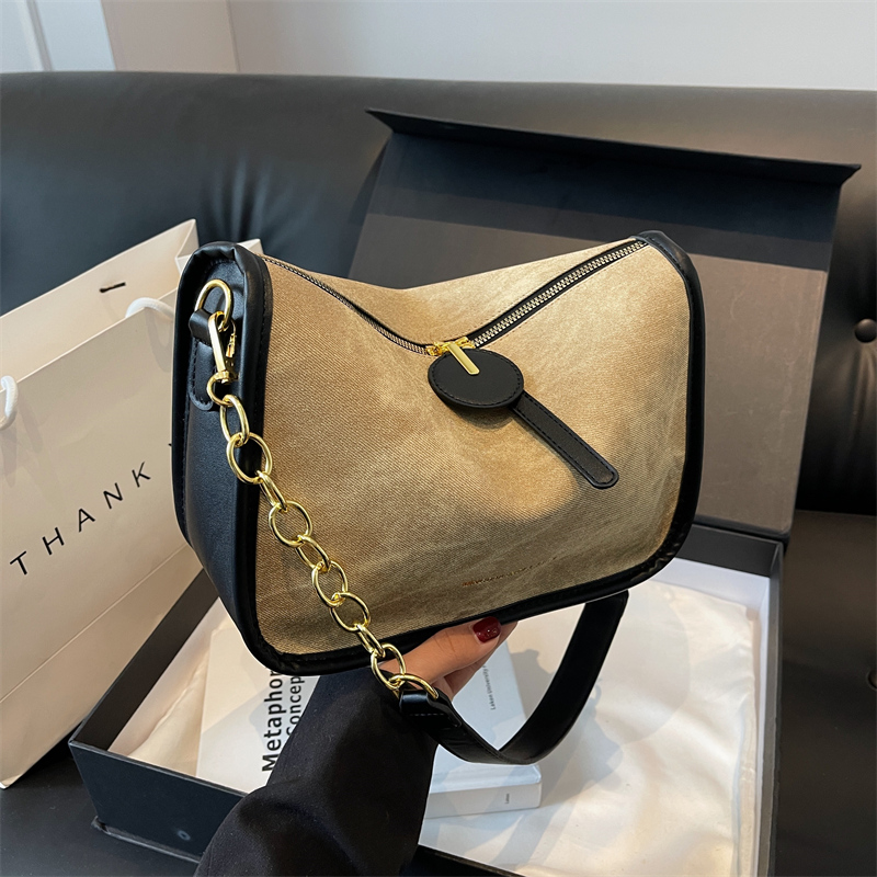 Trendy Women's Backpack 2025 - High-End Versatile Travel Bag for Commuters, Fashion-Forward Design Trendy Women's Backpack 2025 - High-End Versatile Travel Bag for Commuters, Fashion-Forward Design