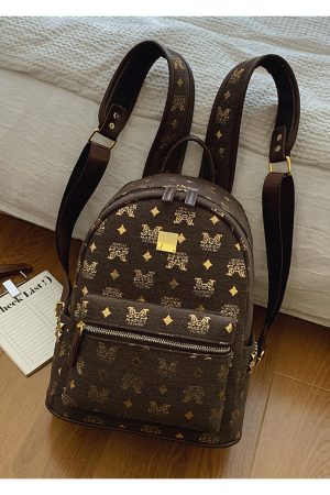 Trendy Women's Backpack 2025 - Versatile Hiking Bag for College Students, Stylish Commuting Pack, Fashionable Daily Use