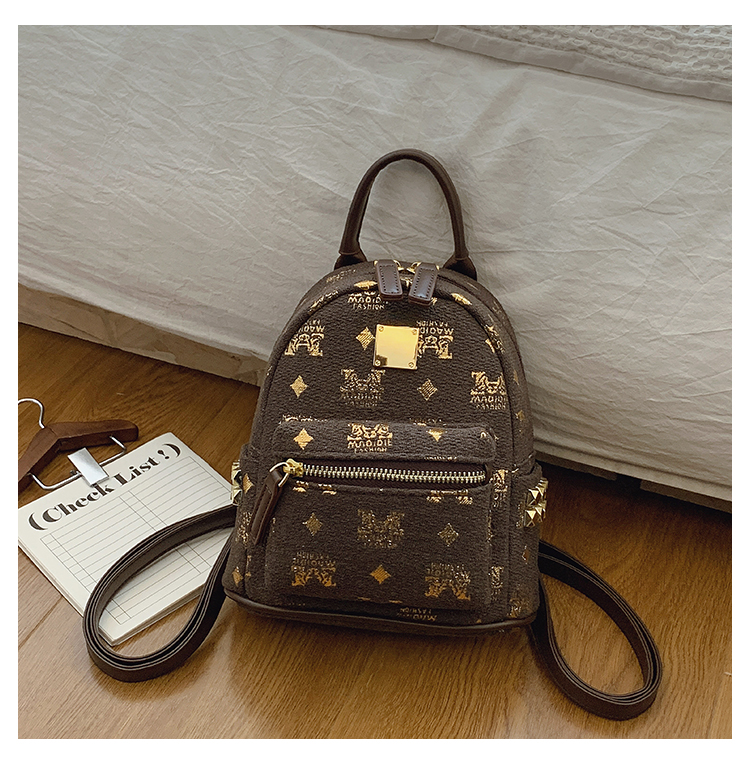 Trendy Women's Backpack 2025 - Versatile Hiking Bag for College Students, Stylish Commuting Pack, Fashionable Daily Use Trendy Women's Backpack 2025 - Versatile Hiking Bag for College Students, Stylish Commuting Pack, Fashionable Daily Use