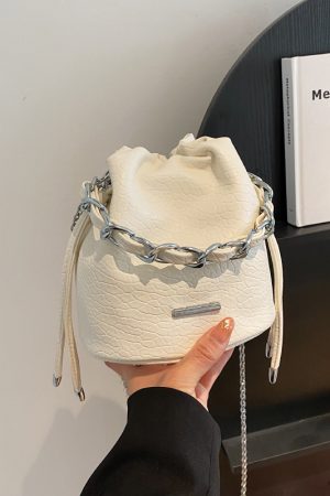 Trendy Women's Chain Shoulder Bucket Bag - Stylish Versatile Crossbody for 2025 Fashion