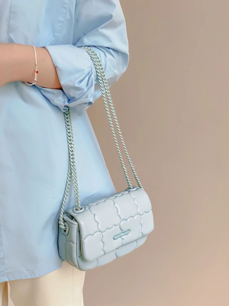 Trendy Women's Cookie Pattern Shoulder Bag - Glossy Versatile Chain Crossbody Bag for 2023 Fashionistas Trendy Women's Cookie Pattern Shoulder Bag - Glossy Versatile Chain Crossbody Bag for 2023 Fashionistas