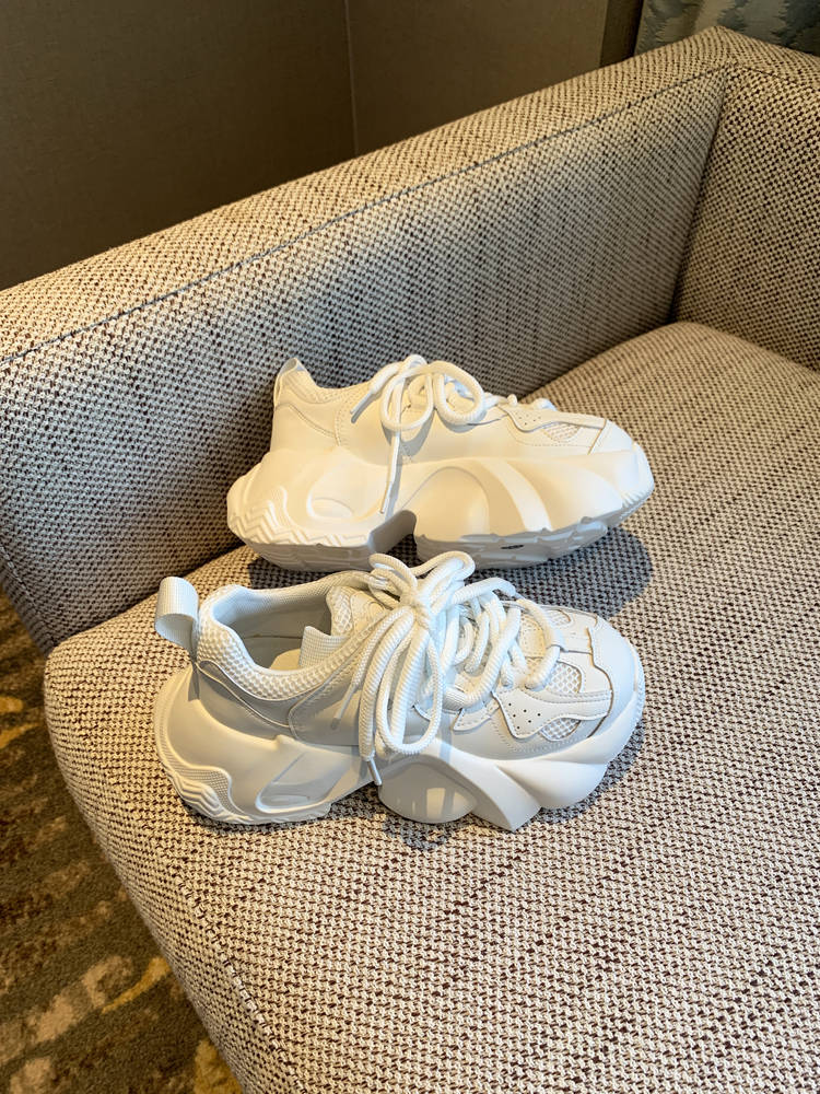 Trendy Women's Dad Shoes, Retro 2024 Lace-Up Thick-Soled Platform Sneakers, Versatile Sports Casual Footwear Trendy Women's Dad Shoes, Retro 2024 Lace-Up Thick-Soled Platform Sneakers, Versatile Sports Casual Footwear