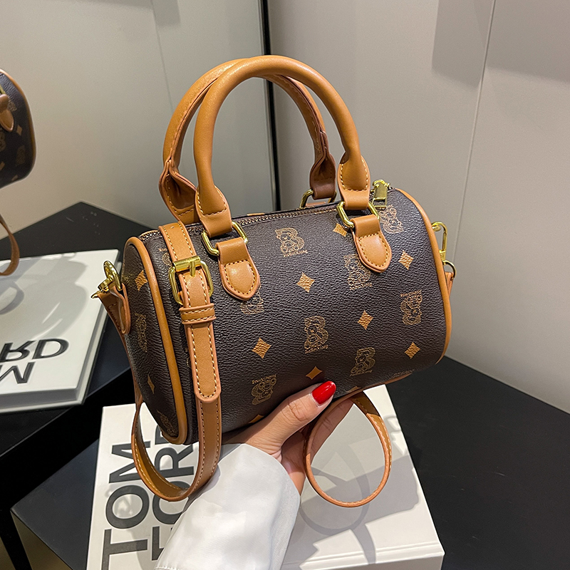 Trendy Women's High-End Quality Cylindrical Crossbody Handbag - Stylish Versatile Design for 2025 Fashion Trendy Women's High-End Quality Cylindrical Crossbody Handbag - Stylish Versatile Design for 2025 Fashion