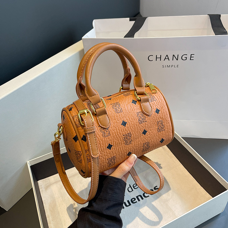 Trendy Women's High-End Quality Cylindrical Crossbody Handbag - Stylish Versatile Design for 2025 Fashion Trendy Women's High-End Quality Cylindrical Crossbody Handbag - Stylish Versatile Design for 2025 Fashion