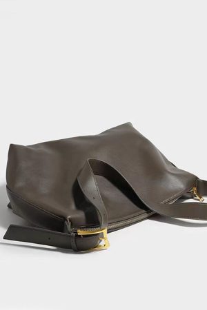 Trendy Women's Large Capacity Soft Leather Shoulder Bag - Minimalist Versatile Crossbody for Autumn and Winter 2024