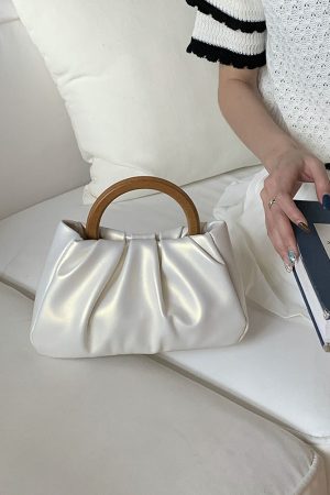Trendy Women's Pearlescent Cloud Design Handbag with Wooden Handle, Small Crossbody Shoulder Bag for 2023 Fashion