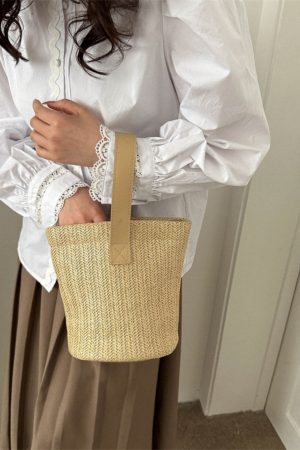 Trendy Woven Beach Bucket Bag - Casual Tote for Women, Handheld Vacation Bag, Perfect for Summer and Coastal Getaways