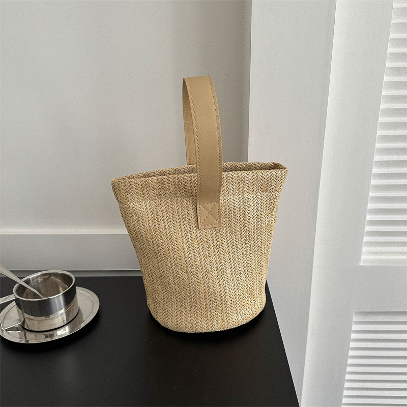 Trendy Woven Beach Bucket Bag - Casual Tote for Women, Handheld Vacation Bag, Perfect for Summer and Coastal Getaways Trendy Woven Beach Bucket Bag - Casual Tote for Women, Handheld Vacation Bag, Perfect for Summer and Coastal Getaways