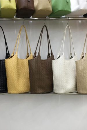 Trendy Woven Tote Bag for Mothers & Children - Large Capacity Casual Shoulder Bag 2025 Fashion Style