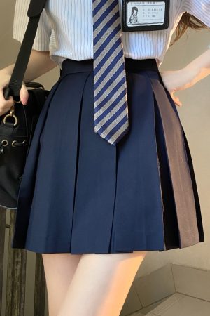 Unique Women's Short Sleeve Pocket Waist JK Shirt in White and Blue - Foldable Design, Casual Style, Perfect for Everyday Wear