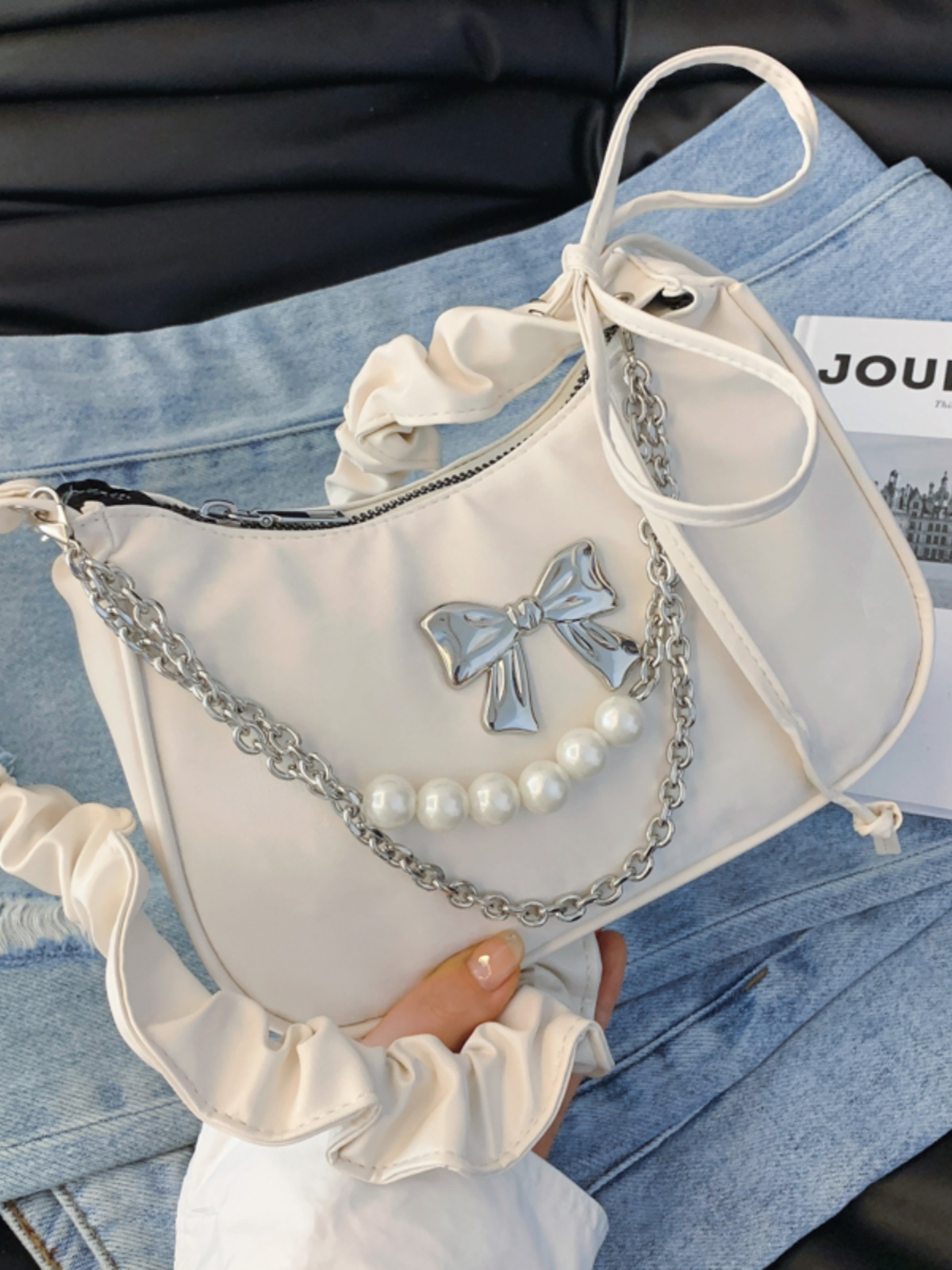 Unique Wrinkled Design Women's Crossbody Bag - Versatile Underarm Shoulder Bag for Spring Summer 2025 Fashion Unique Wrinkled Design Women's Crossbody Bag - Versatile Underarm Shoulder Bag for Spring Summer 2025 Fashion