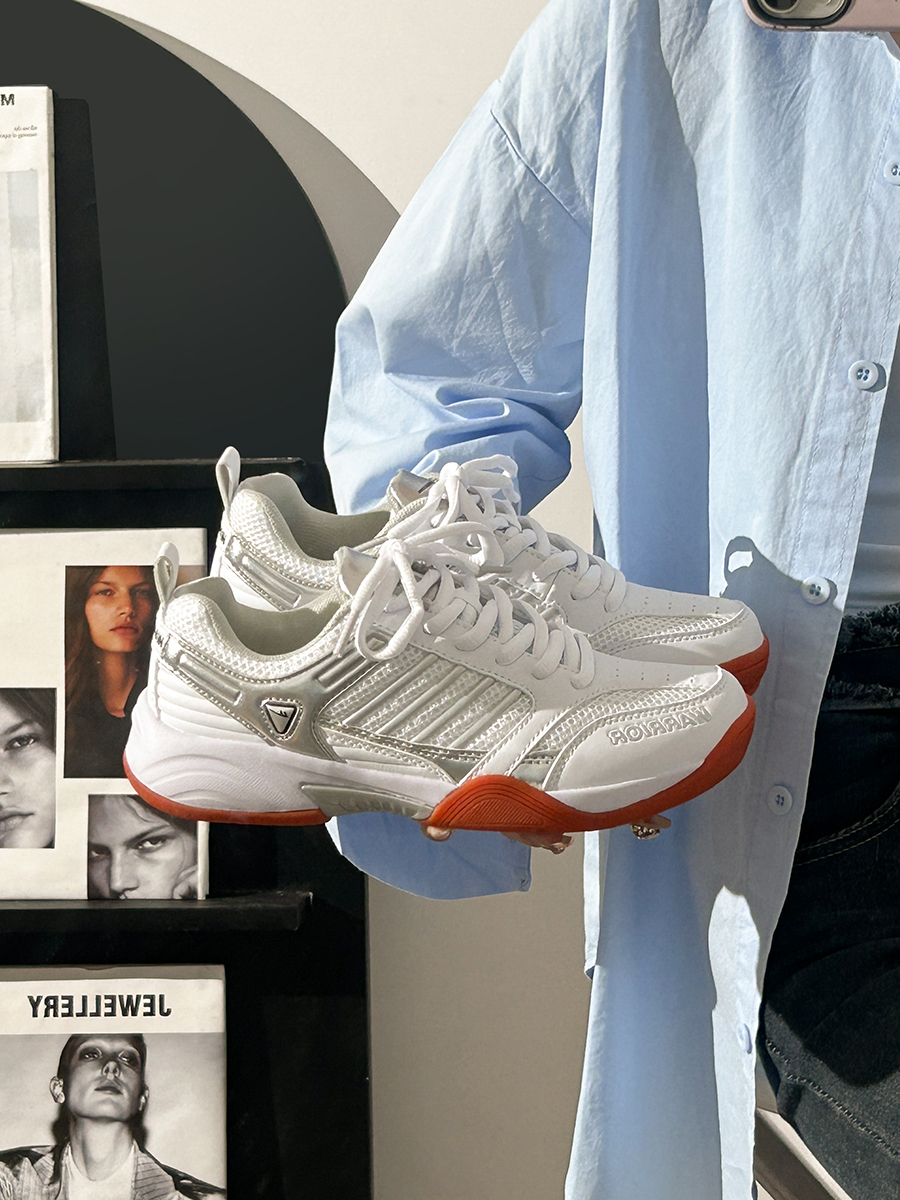 Unisex Casual Running Shoes - Versatile Soft Sole Breathable White Sneakers for Sports and Everyday Wear Unisex Casual Running Shoes - Versatile Soft Sole Breathable White Sneakers for Sports and Everyday Wear