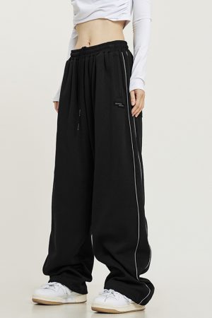 Unisex Casual Sports Pants - Hip Hop Sweatpants with Beer Team Captain Design, American High Street Style, Perfect for Dance and Jazz