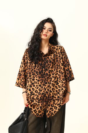 Unisex Leopard Print Shirt - Retro American Street Style, Loose Fit Summer Top, Trendy Casual Wear for Men and Women