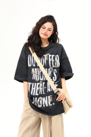 Unisex Retro Graffiti Letter Design Short-Sleeve T-Shirt - Summer Versatile Couple Tee, 90s American Street Style