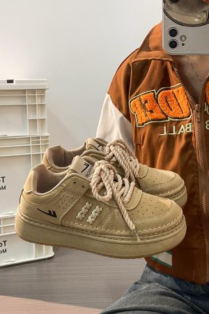 Unisex Retro Thick-Soled Sneakers - Breathable American Style Sports Shoes for Women - Versatile Spring and Autumn Footwear