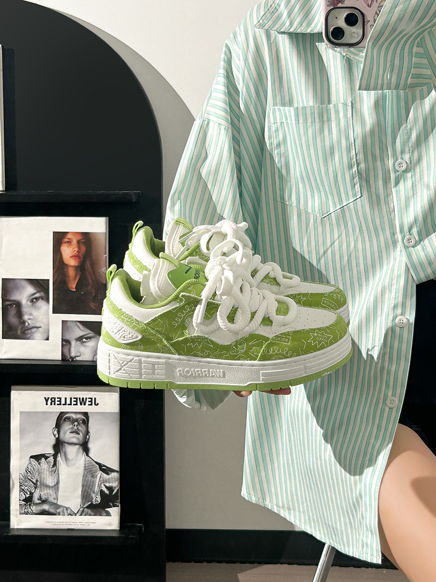 Unisex Thick-Soled Sneakers for Spring 2025 - Versatile Casual Sports Shoes for Men and Women Unisex Thick-Soled Sneakers for Spring 2025 - Versatile Casual Sports Shoes for Men and Women