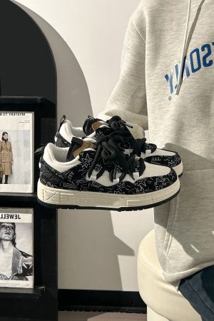 Unisex Thick-Soled Sneakers for Spring 2025 - Versatile Casual Sports Shoes for Men and Women