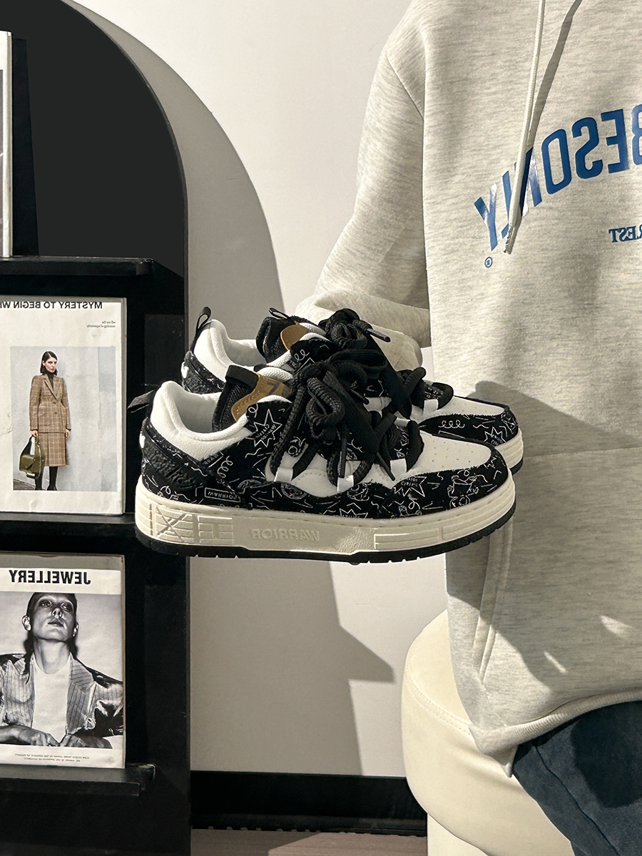 Unisex Thick-Soled Sneakers for Spring 2025 - Versatile Casual Sports Shoes for Men and Women Unisex Thick-Soled Sneakers for Spring 2025 - Versatile Casual Sports Shoes for Men and Women