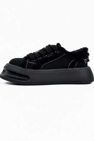 Unusual Horseshoe Canvas Shoes for Couples - Black and White Thick-Soled Sneakers, Cute Big Head Design, Trendy National Style