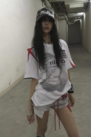 V-Neck Short-Sleeve Women's Summer Color-Blocking Jersey T-Shirt - American Retro Loose Fit Sports Top for a Casual Look