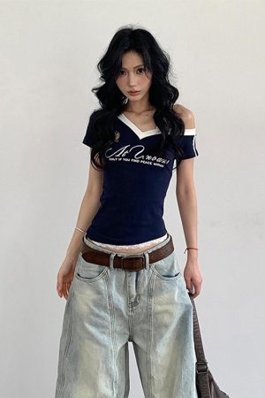 V-Neck Short Sleeve Women's Summer T-Shirt - Spicy Girl Lace Splicing Slim Fit Top - Trendy American Style Fashion