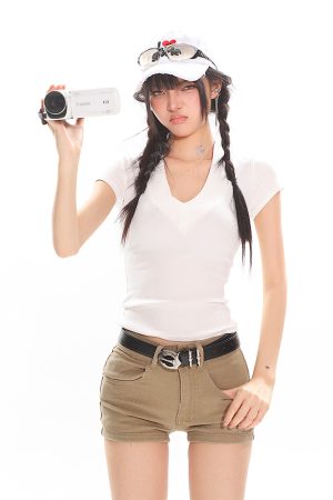 V-Neck Slim-Fit Short Sleeve T-Shirt - Flattering High-Elasticity Versatile Casual Top for Girls - American Style Fashion Essential