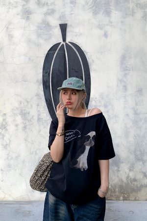 Versatile Black Short Sleeve T-Shirt with Dog Print for Women - Loose Slim Fit, Spring Fashion Essentials, Y2K Style