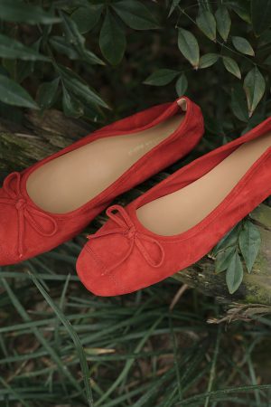 Versatile Bow-Tie Flat Ballet Shoes with Low Heel - Stylish Italian Design for Comfort and Everyday Wear