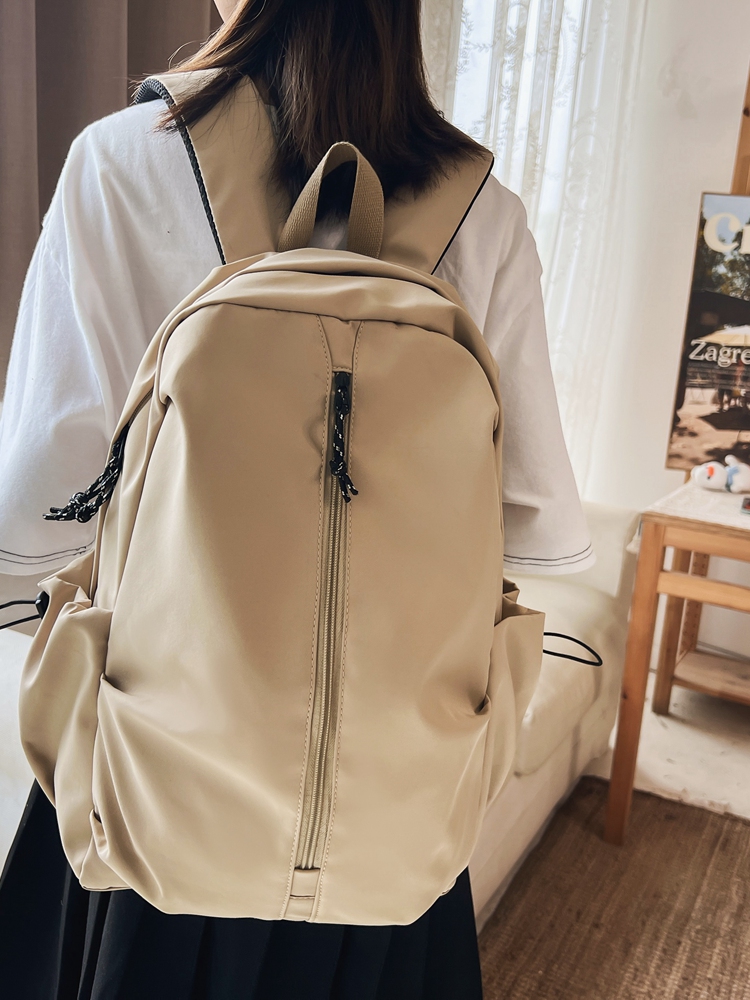 Versatile Classic Student Backpack for Middle & High School - Simple Travel Laptop Bag, Ideal for Everyday Use Versatile Classic Student Backpack for Middle & High School - Simple Travel Laptop Bag, Ideal for Everyday Use