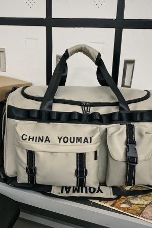 Versatile Large Capacity Travel Backpack for Men and Women â€“ Ideal for Business, School, Sports, and Weekend Getaways