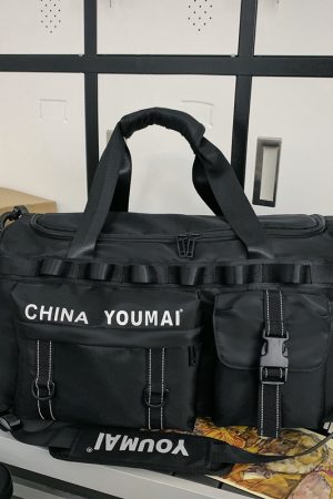 Versatile Large Capacity Travel Backpack for Men and Women – Ideal for Business, School, Sports, and Weekend Getaways