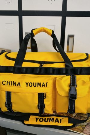 Versatile Large Capacity Travel Backpack for Men and Women – Ideal for Business, School, Sports, and Weekend Getaways