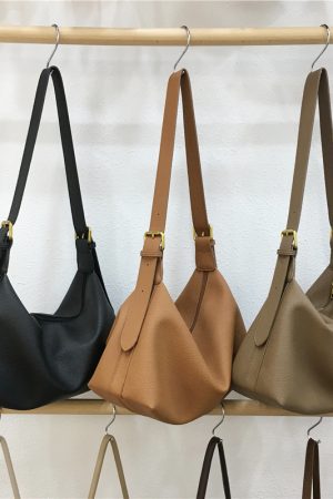 Versatile Soft Leather Casual Shoulder Crossbody Bag for Autumn Winter - Large Capacity, Ideal for Commute and Daily Use