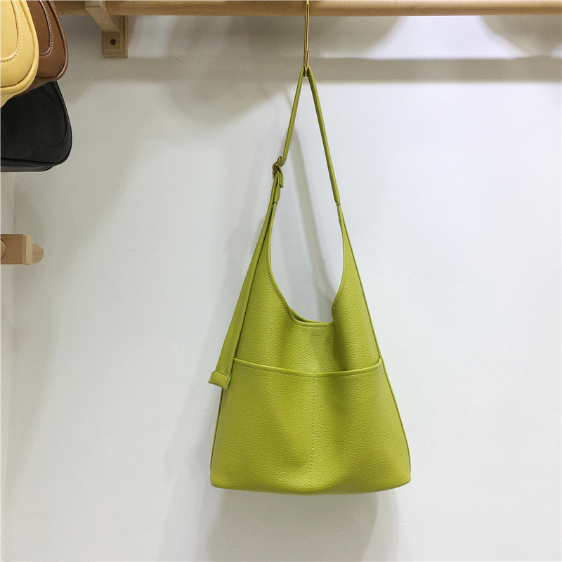 Versatile Soft Leather Tote Bag - Korean Style Fashionable Large Capacity Shoulder Bag for Moms & Kids Versatile Soft Leather Tote Bag - Korean Style Fashionable Large Capacity Shoulder Bag for Moms & Kids