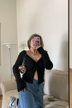 Versatile Solid Color Cotton Top - Basic Style for Effortless Chic Looks, Perfect for Everyday Wear and Layering