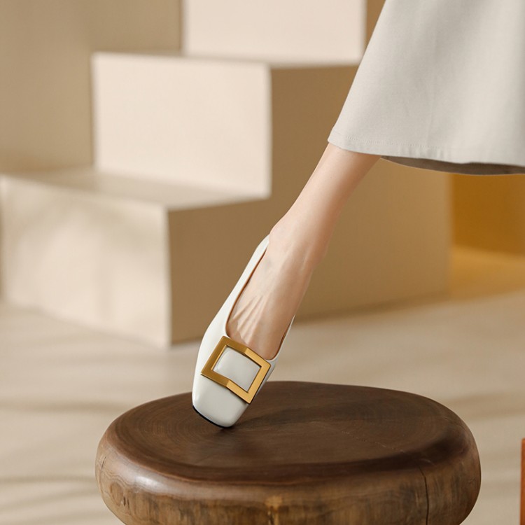 Versatile Women's Chunky Heel Shoes with Square Buckle, Square Toe Design - Fashionable Commuting Grandma Style Footwear Versatile Women's Chunky Heel Shoes with Square Buckle, Square Toe Design - Fashionable Commuting Grandma Style Footwear