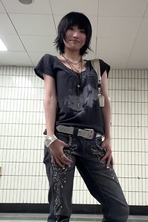 Vintage American-Style Oversized Collar T-Shirt for Women, Gray Portrait Print, Short Sleeves, Trendy High Street Loose Fit