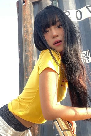 Vintage American Style Shoulder T-Shirt for Women, Slim Fit Slogan Print, Round Neck, Short Sleeve Jazz Top for Summer