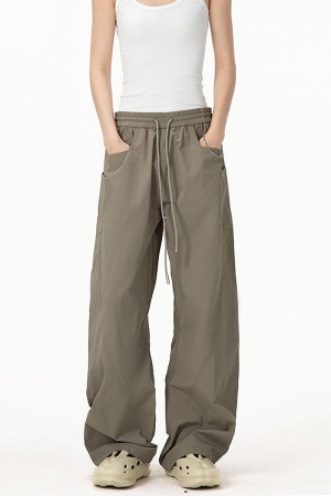 Vintage Army Green Cargo Pants for Women - 2025 Model, Loose Fit Curved Blade Design, Hip-Hop Street Style Casual Wear