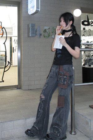 Vintage Black Butterfly Print Tie-Up Cotton T-Shirt for Women - Slim Fit Short Sleeve Summer Top in Sweet and Spicy Style