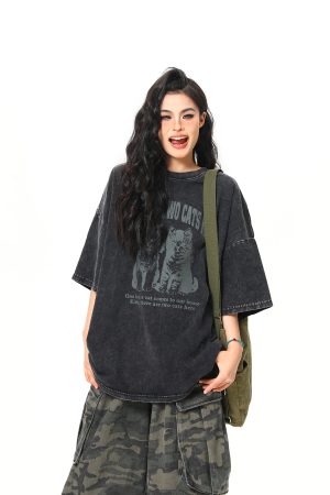 Vintage Black Cat Printed Short Sleeve T-Shirt for Women - Loose Wash-Distressed Summer Tee, Trendy 90s Couple Style